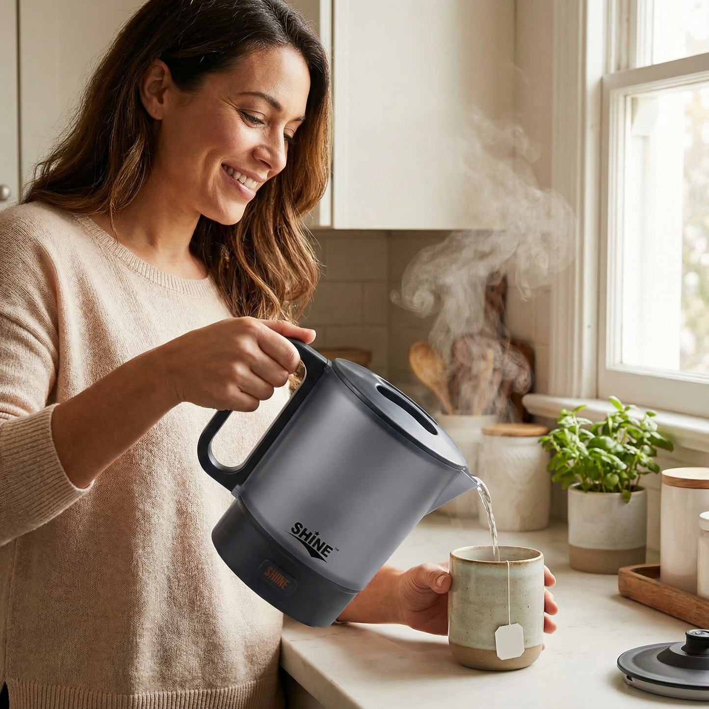 Mini Electric Travel Kettle 0.5L – Portable Water Boiler with Automatic Shut Off for Coffee, Tea and Travel Use